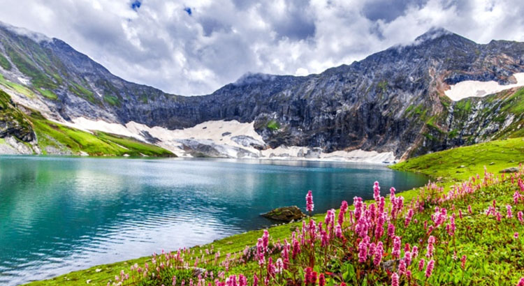 Ratti gali lake tour